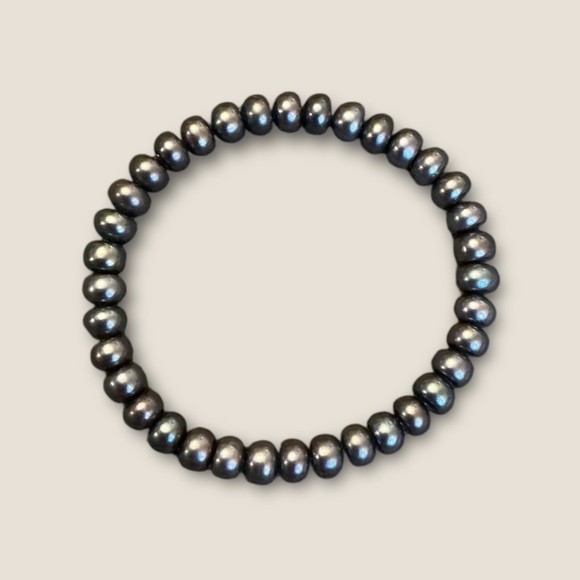 Peacock Freshwater Pearl Bracelet - Picture 3 of 3